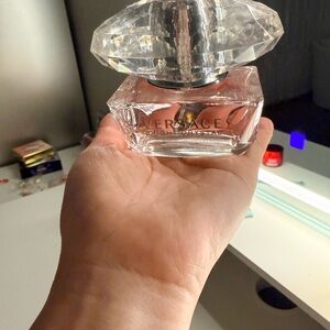 Versace
Bright Crystal Eau
